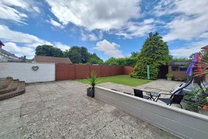 Garden - click for photo gallery